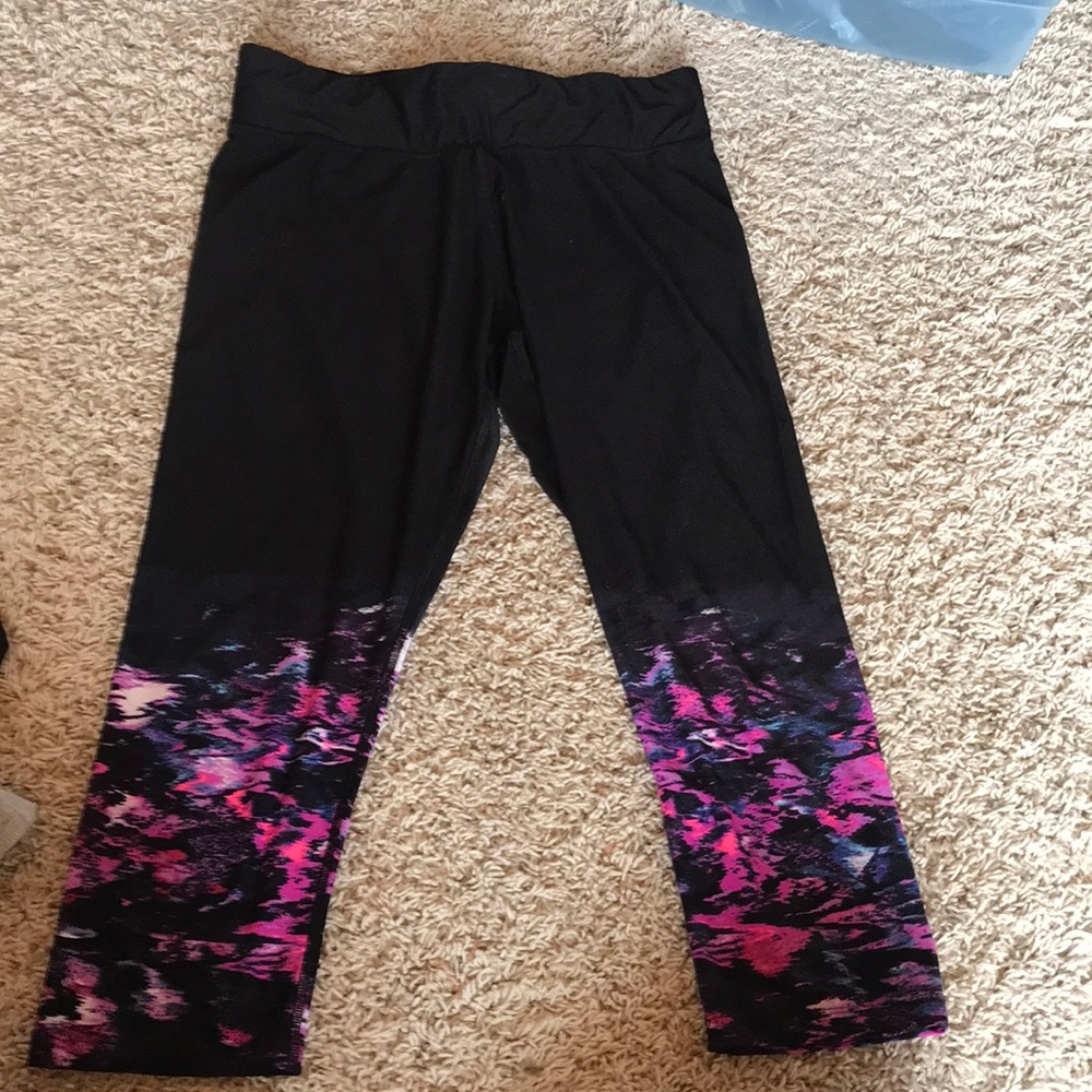 Capri yoga pants